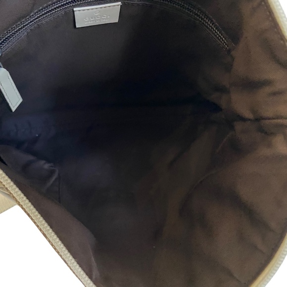 Gucci GG Crossbody Bag with Adjustable Strap - Canvas and Leather - Vintage Y2K - Picture 7 of 15